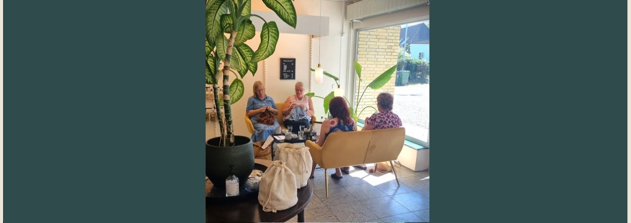 F�llesstrik for dig 🥢 Fine strikkekits til sensommeren