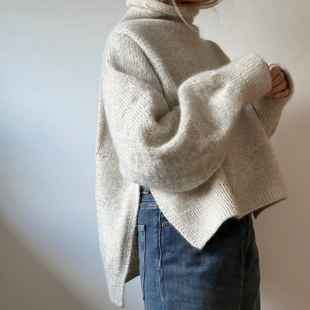 Aegyo Knit, Volare Cape Sweater