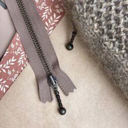 PetiteKnit Lynls 17 cm til Honey Clutch + Purse + Technicolor Purse