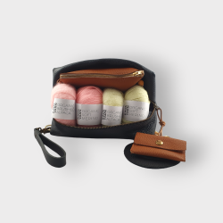 So Schjelde, Strikketaske Square