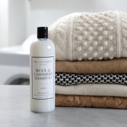 The Laundress, Wool &amp; Cashmere Shampoo med Cedertr