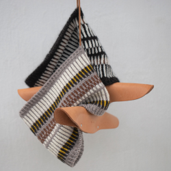 Anne Ventzel, Column Cowl