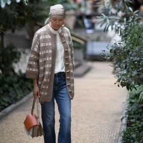 Anne Ventzel, Karla Cape