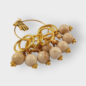 Markrshoppen, Smykkemarkrer med beige Jade-perler