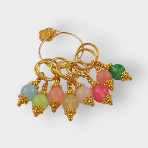 Markrshoppen, Smykkemarkrer med farverige Jade-perler