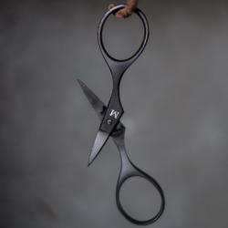 Merchant &amp; Mill's Saks "Baby Bow Scissors"