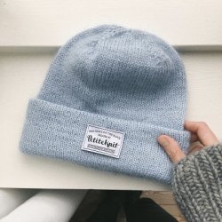 PetiteKnit Label "New Knits on the Block"