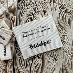 PetiteKnit Label "This Year I'll knit it" kologisk