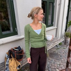 Strikke Kit - PetiteKnit, Lucy Wrap
