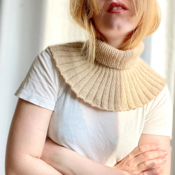 Sharins, October Collar