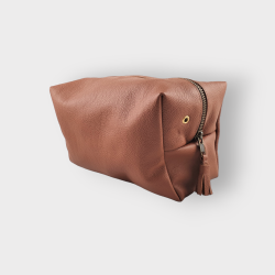 So Schjelde, Strikketaske Square